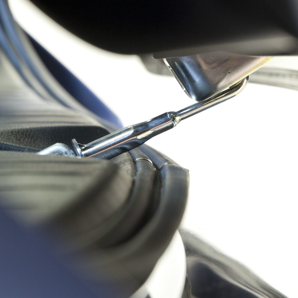 Gancio per baule auto cani mim