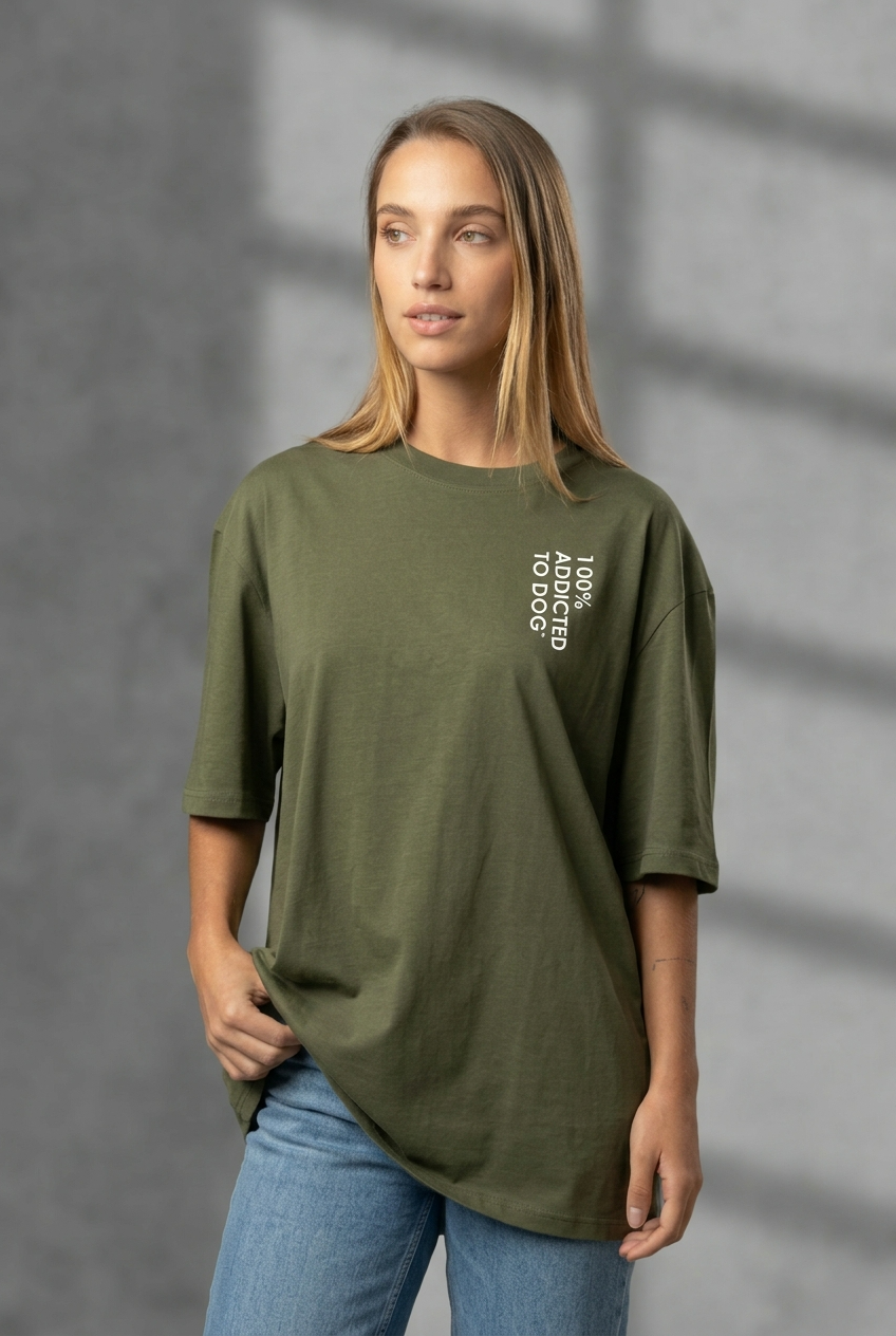 T-Shirt Oversize 100% Addicted To Dog Verde Militare